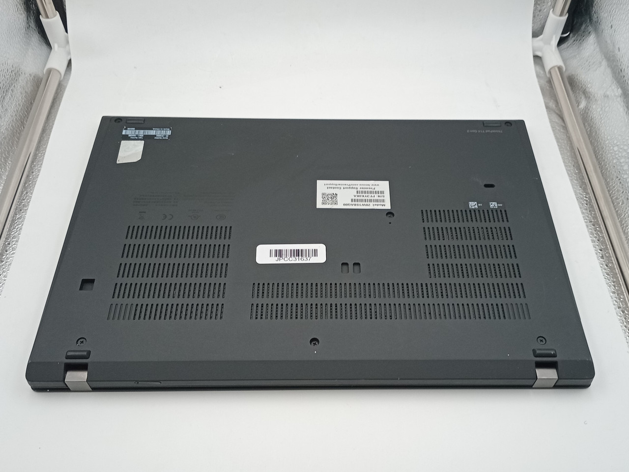 Lenovo ThinkPad T14 Gen 2 Type 20W1 i7 11th Gen 14″ Laptop