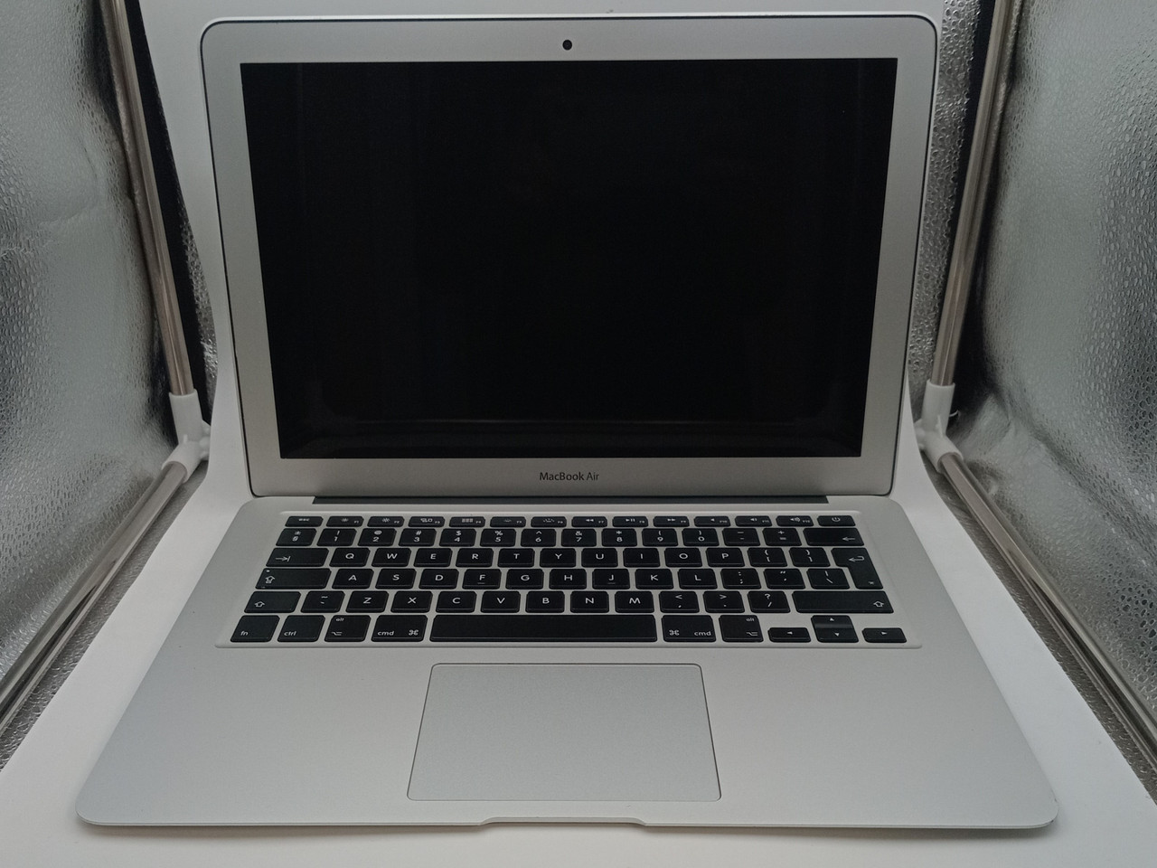 Apple MacBook Air 13-Inch, A1466 2017 i5 Dual Core (Refurbished