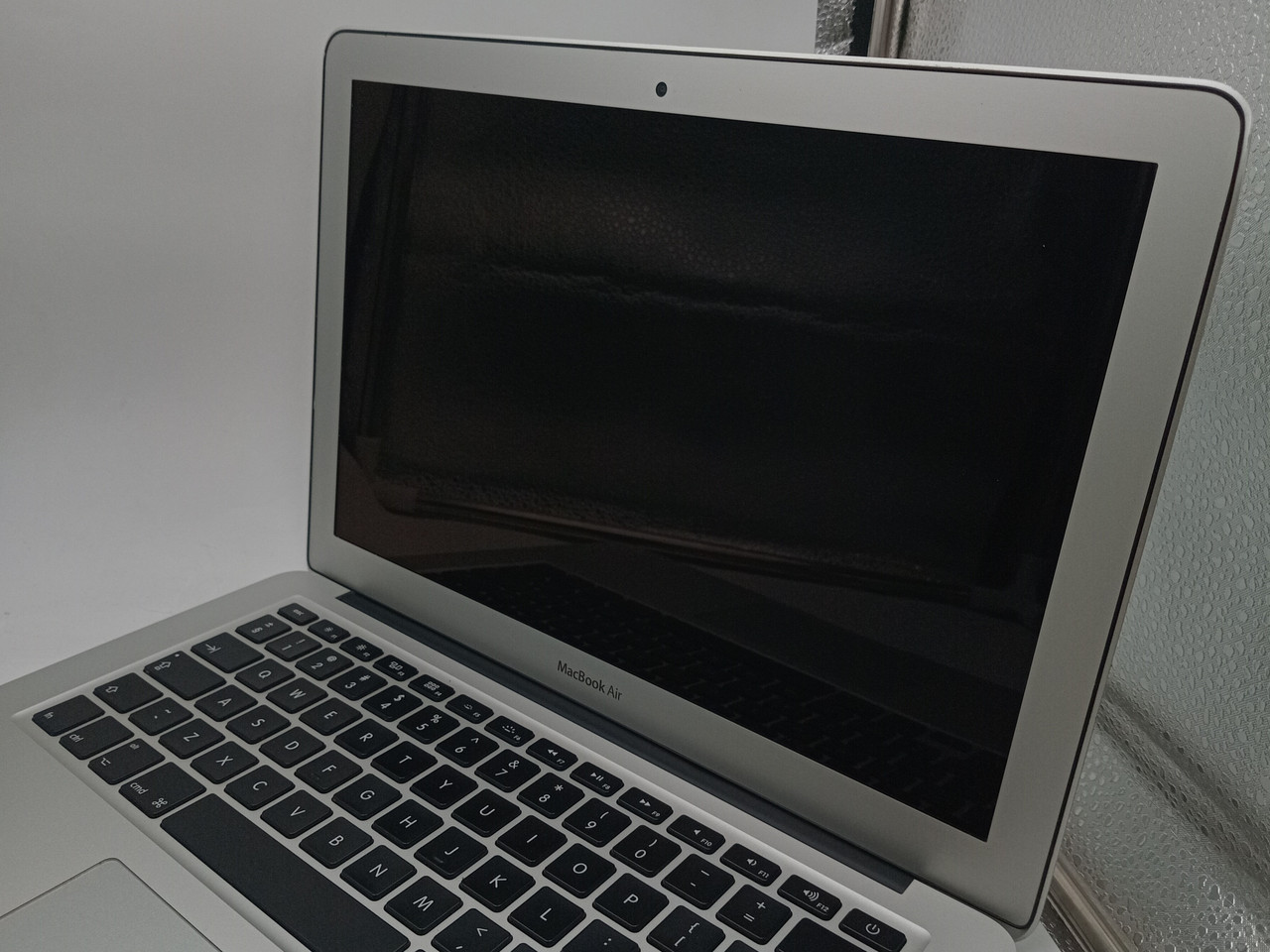Apple MacBook Air 13-Inch, A1466 2017 i5 Dual Core (Refurbished