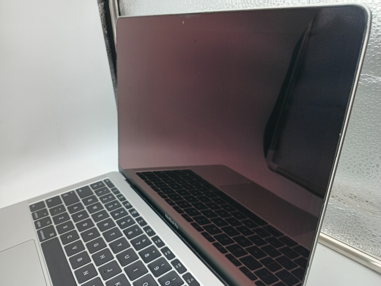 Apple MacBook Pro 13-Inch, A1708 2017 i5 Dual Core (Refurbished