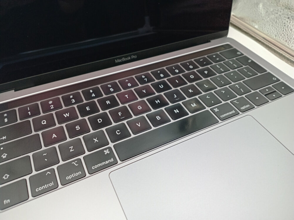 Apple MacBook Pro 13-inch, A1989 Mid 2019 i5 Quad-Core