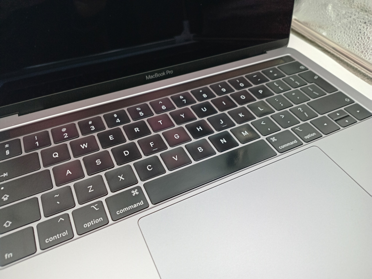 Apple MacBook Pro 13-inch, A1989 Mid 2019 i5 Quad-Core (Refurbished) - Image 6