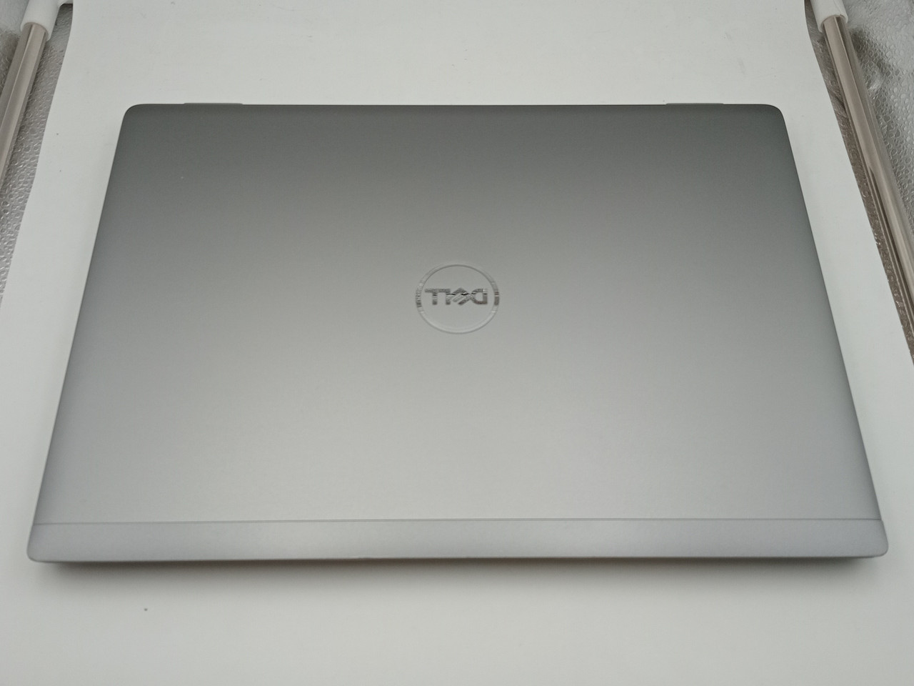 Dell Latitude 7440 i5 13th Gen 14" Laptop (Refurbished) - Image 2